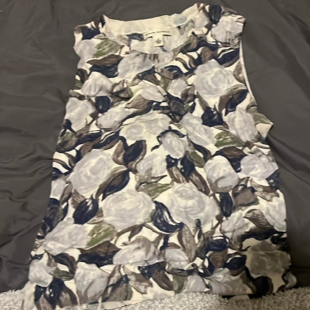 Small Banana Republic Flowered Tank